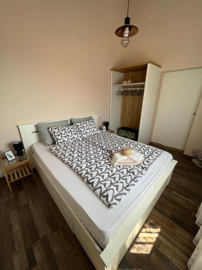 Apartman Maroon Lovran Exteriér fotografie